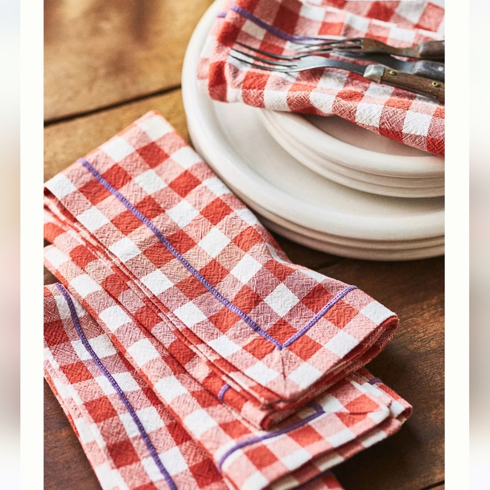 Anthropologie Ginny Gingham napkins - set of 4 - Red & white